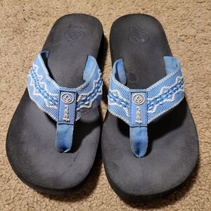 Women's Reef flip flips, size 7